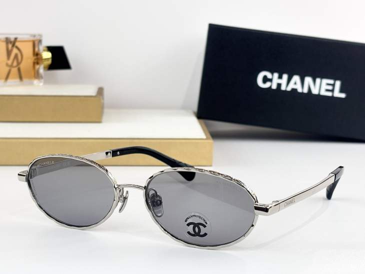 Picture of Chanel Sunglasses _SKUfw76991142fw